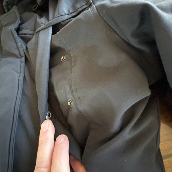 Ecko Red down & feather filled black parka size small EUC - Picture 14 of 15